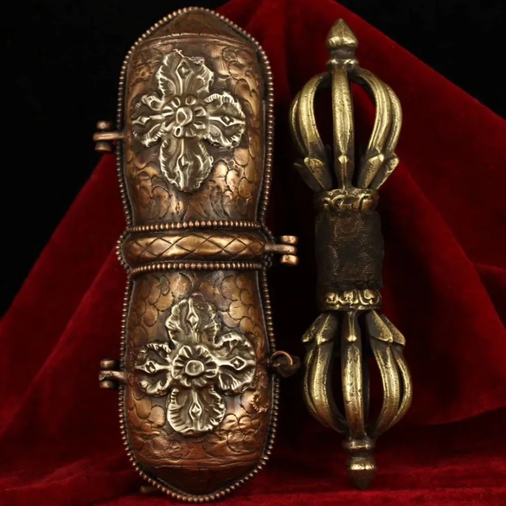 

Tibetan temple collection of old pure copper hand-made gold and nine shares of the multi-genuine konjac set02