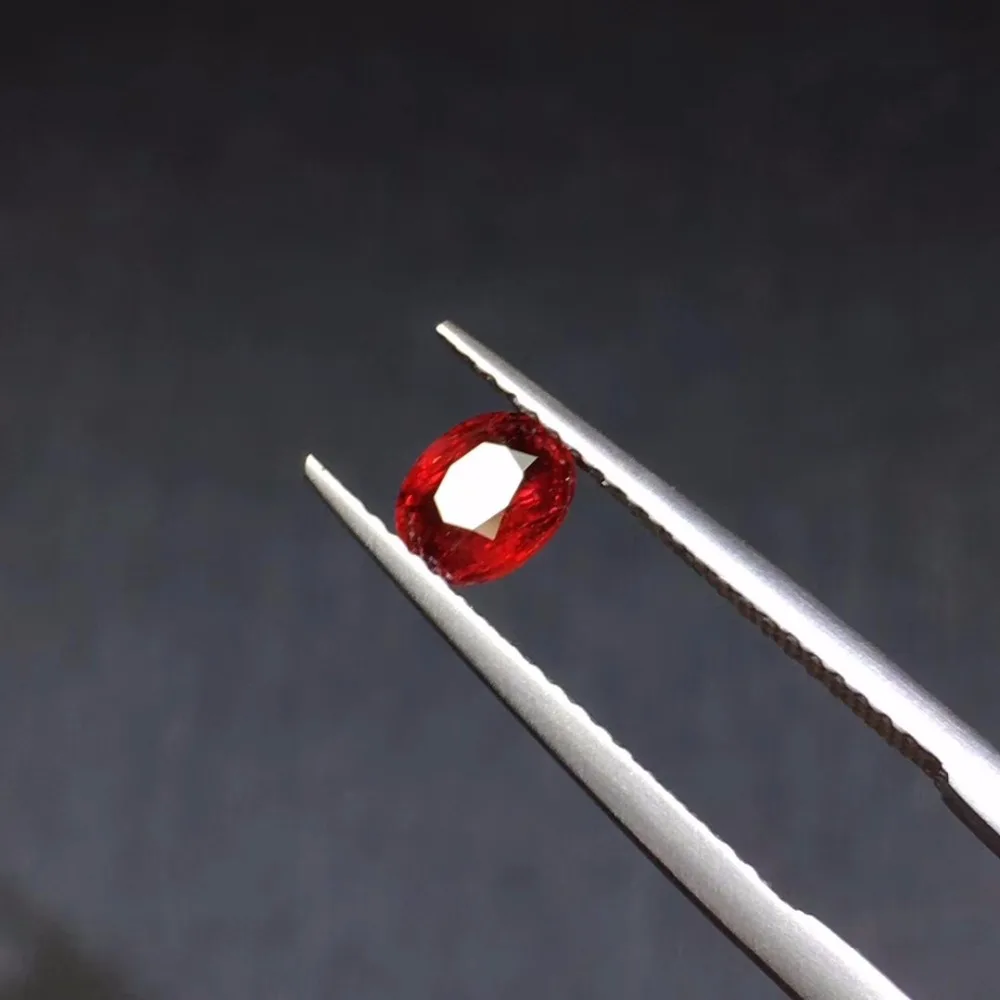 

GRA Certificated Square Cut 0.7ct Unheat Faceted Natural Pigeon Blood Red Ruby Loose Gemstones Rubi Loose Stones