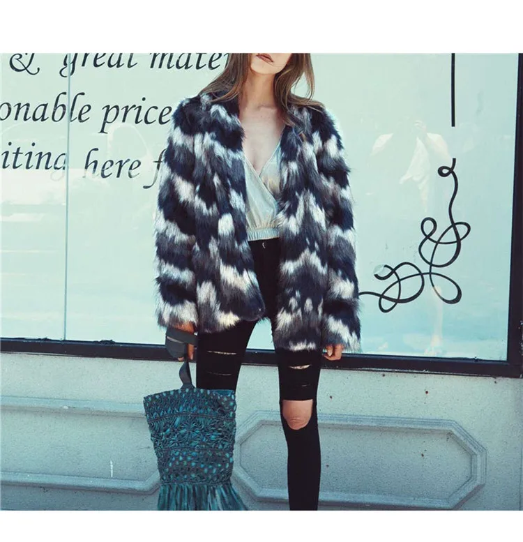 Fashionable stripe copy fur medium long money jacket female 2018 Europe and America popular autumn winter new female type coat (3)