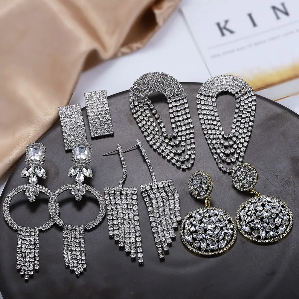 

Girlgo White Rhinestone Crystal Earrings For Women Luxury Shiny Tassel Dangle Statement Earrings Fashion Party Drop Ear Jewelry
