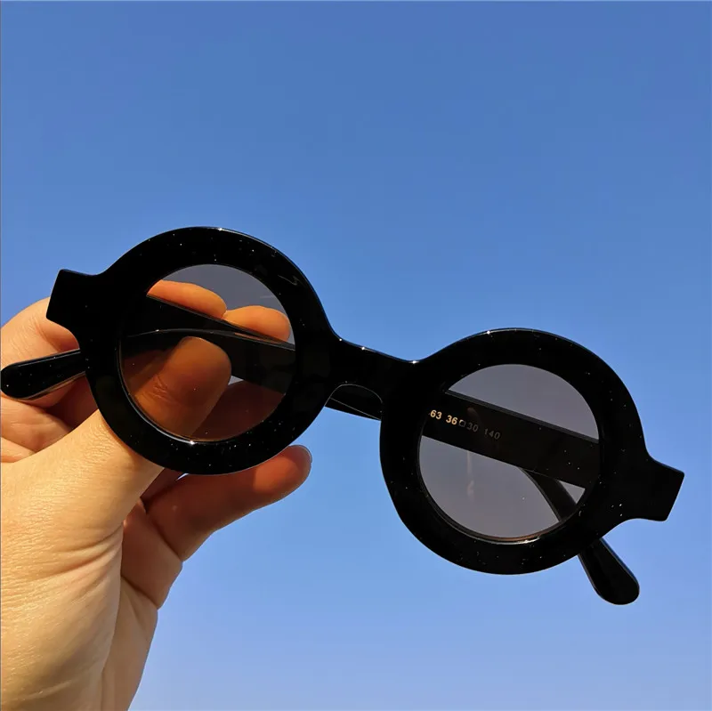 L качество маленькие круглые женские солнцезащитные очки готические винтажные женские очки от солнца для Леди Новая мода роскошный дизайн FML - Цвет линз: black brown