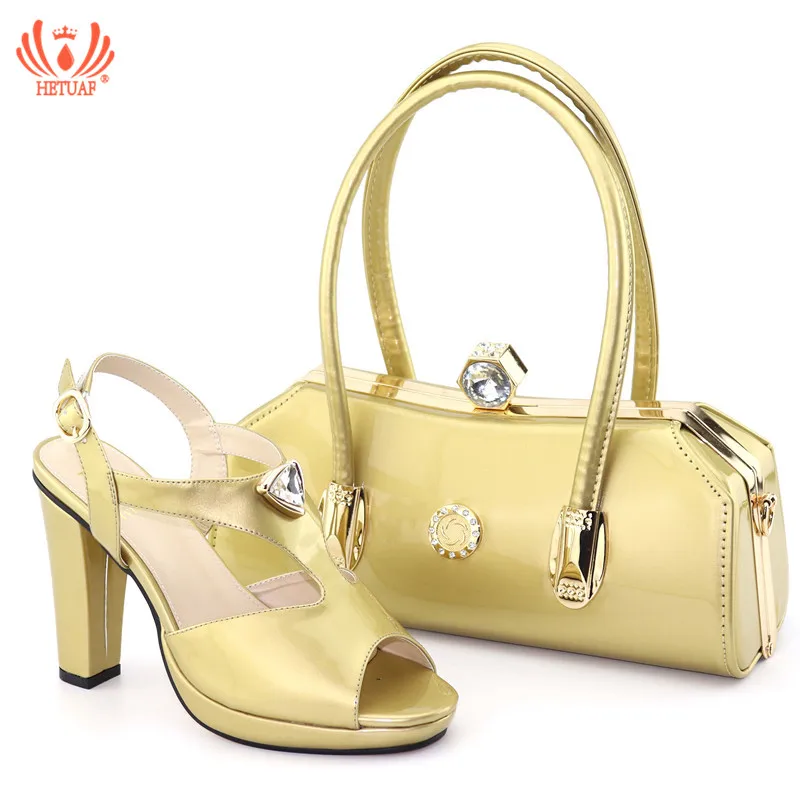 

2019 New Fashion Gold Color Woman Shoes And Matching Bag Set African Style High Heels Shoes And Bag For Weddi Party Size 38-43