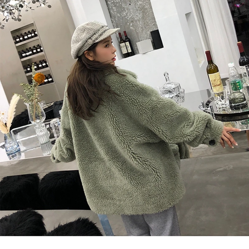 Sale Women Wool Coats 2018 Fashion Winter Lambs Fur Loose Big Code 100%Wool  Overcoat   Fur Multiple Colors 1