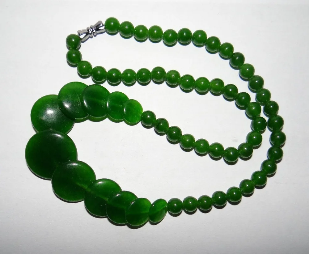 

Wholesale New 18" China Nature Jade Green Round Pearls Women's Necklace Pendants