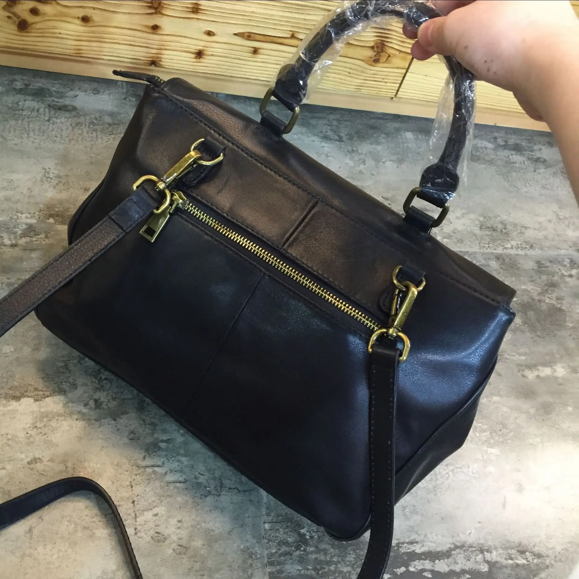 Новая высококачественная женская сумка из воловьей кожи с первым слоем, женская кожаная большая сумка с замком и пряжкой, Большая вместительная сумка на плечо