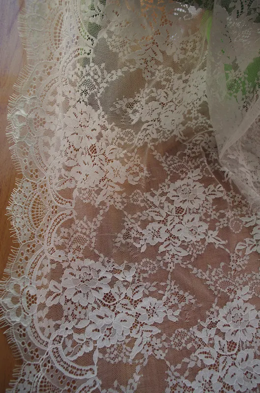 

1 yard Bridal Chantilly Lace Retro Wedding Lace Fabric With Scalloped Borders