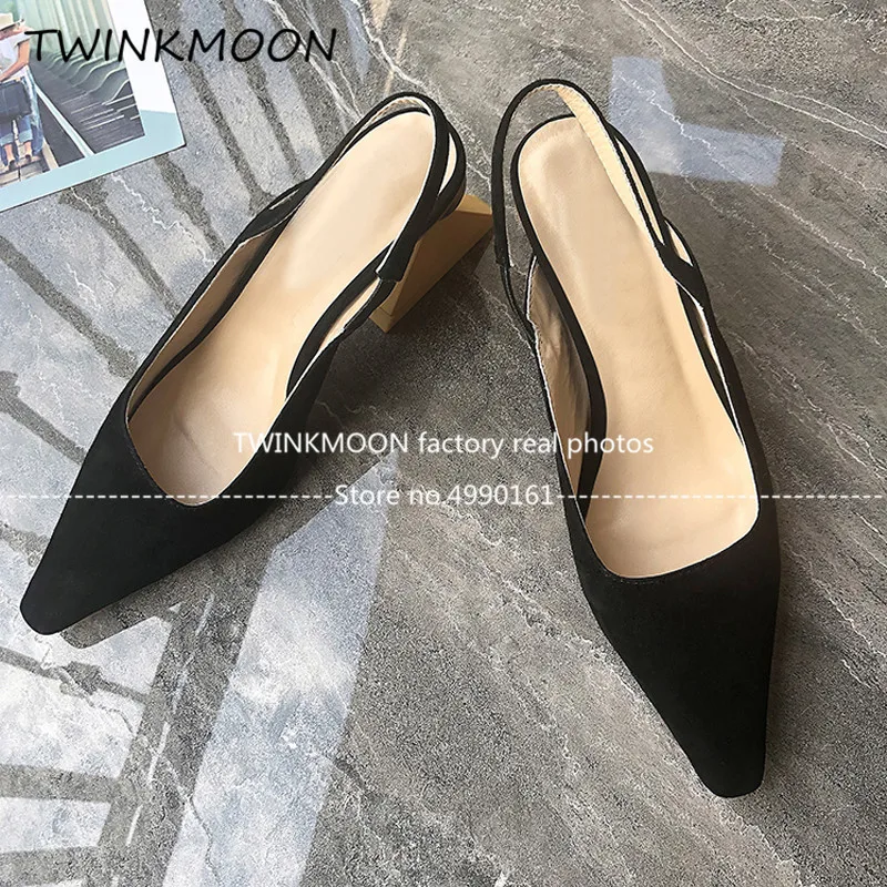 suede pumps10