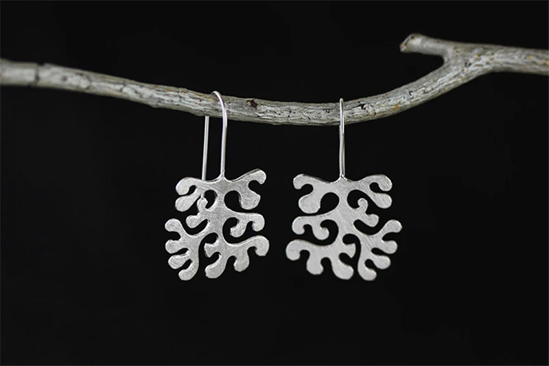 Lotus Fun реальные стерлингового серебра 925 природных ручной дизайнер ювелирных украшений Этническая нерегулярные Дерево Висячие серьги для