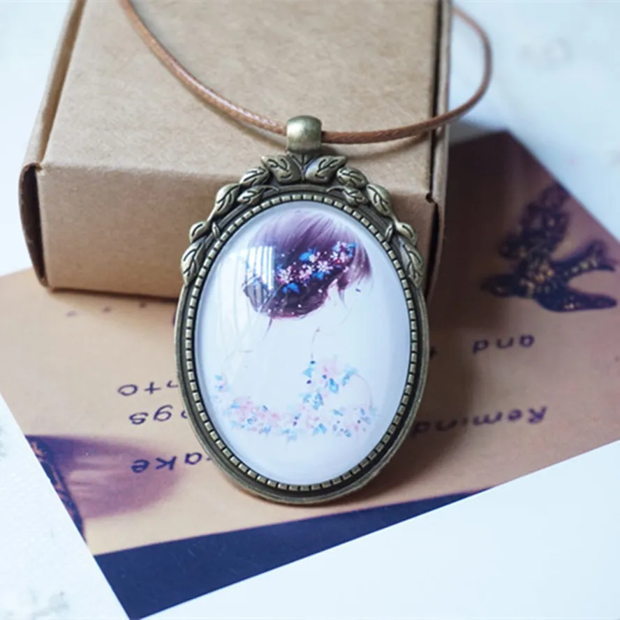 Handmade retro vintage rope accessory Beauty back Glass Dried flowers