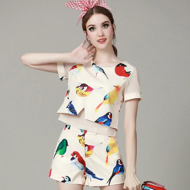 2016 Summer Hot 2 Piece Set Women Tops Fashion Fresh bird printed short sleeved T shirt