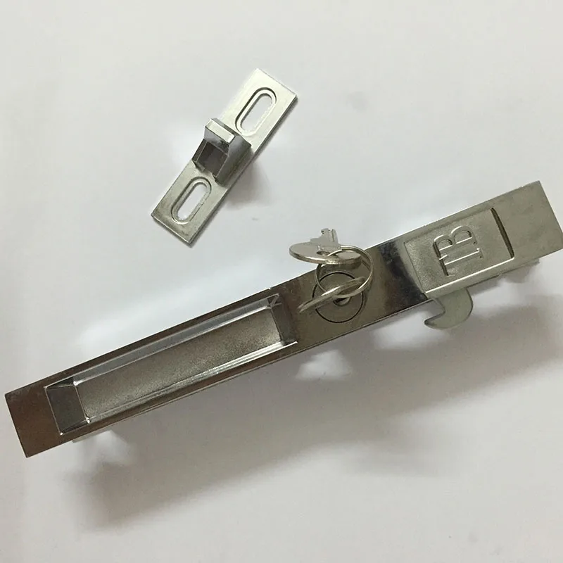 Us 98 31 25 Off Double Sided Lock For Aluminium Alloy Door And Window Sliding Door Window Lock With Key Hook Thicken Kf261 In Locks From Home