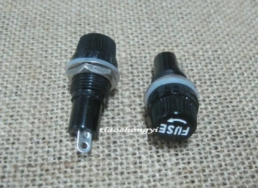 50pcs Panel Round Dash Mount Fuse Holder Spade Terminals 15A/125v 10A