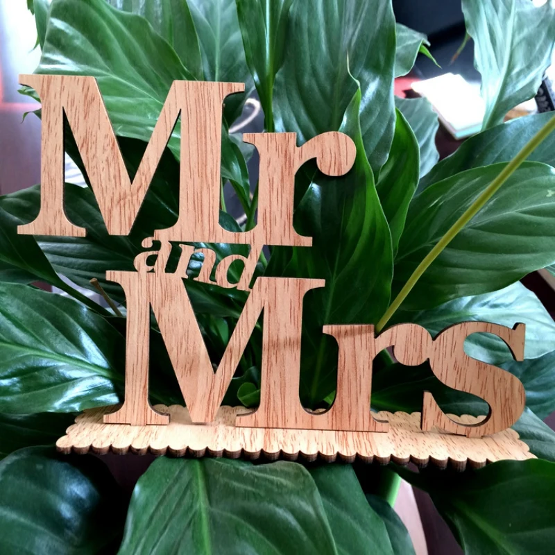 

Factory Price! Party Wedding Letters Mr & Mrs Wedding Decoration Romantic Marriage Birthday Mr & Mrs Wedding Sign Hot