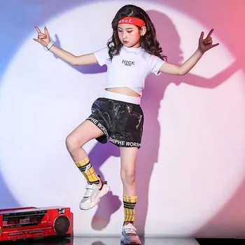 

New Kids Jazz Dance Hip-hop Outfit Girls Short Sleeve Suit Loose T-shirt Sequined Shorts Casual Wear QDT1012
