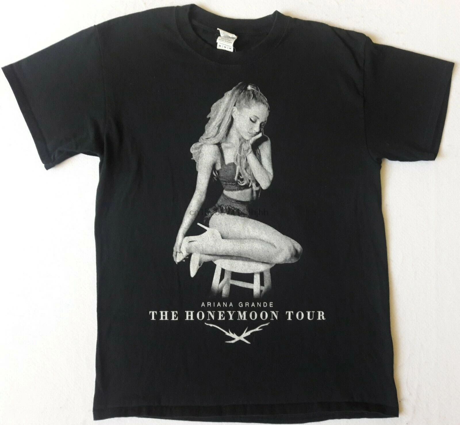 

ARIANA GRANDE The Honeymoon Tour 2015 Size Medium Black T-Shirt