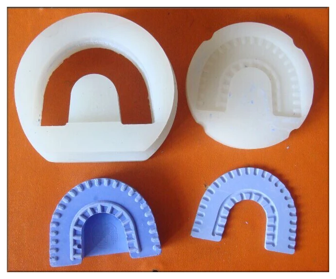 Dental Plaster Model Base Moulds,Japan Type,2Pcs/Kit,Dental Lab Plaster