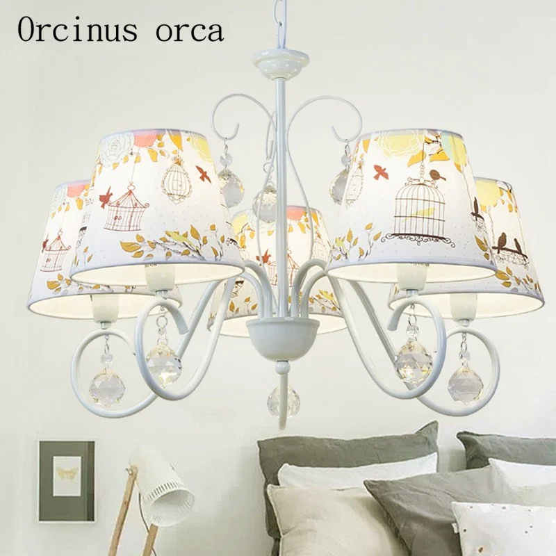 Скандинавская современная простая хрустальная люстра для детской комнаты