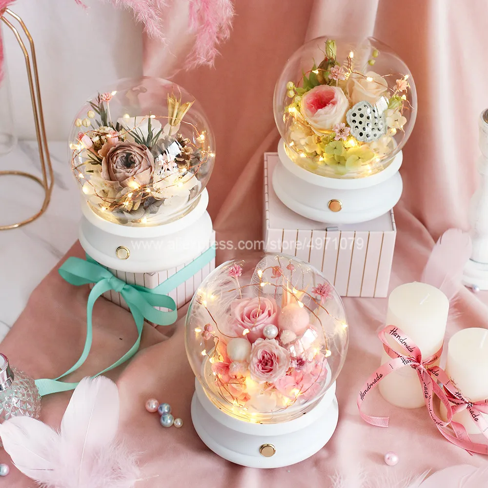 

LED Light Bluetooth Music Box With Preserved Fresh Roses Flower And Glass Dome Made Of Preserve Nature Flower