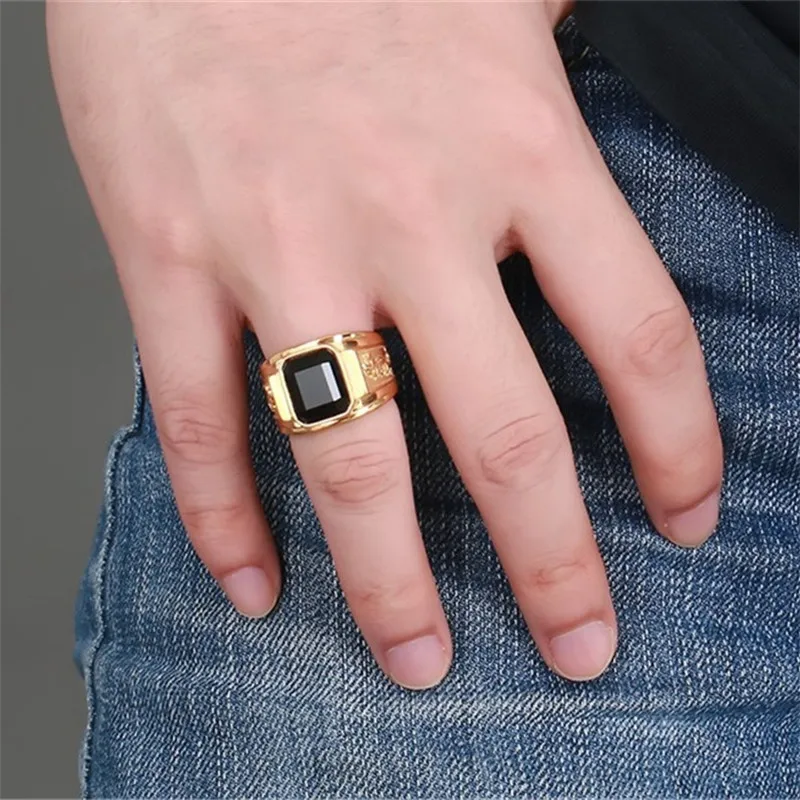Ring Masculino De Moda Blackred Stone Alloy Gold Multicolor Ring Masculino De Moda Blackred Stone Alloy Gold Multicolor