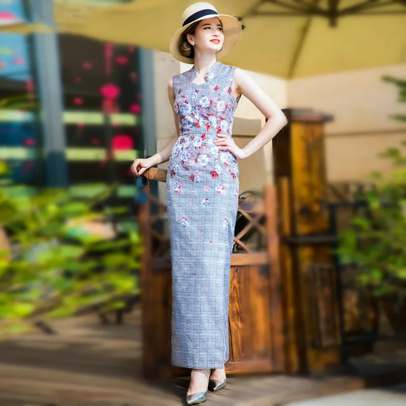

Plus size S-4XL Maxi Long Summer Dress 2018 Women Sleeveless Stand Collar Jacquard Flower embroidery Formal Party Pencil Dresses