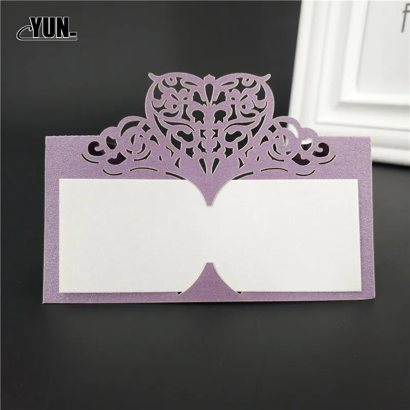 Laser Cut Place Cards 50Pcs Wedding Name Cards Guest Wedding Party Table Decoration Name Place Card Wedding Decoration 8D - Цвет: Light Purple