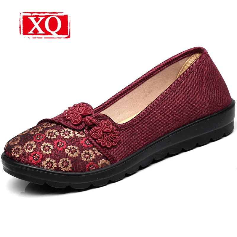 name brand flat shoes