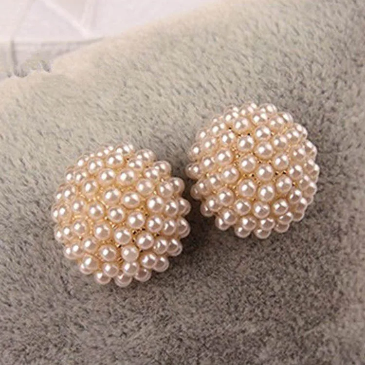 

Female Popular White Beads Simulated Pearl Mushroom Shape Stud Earrings for Women Jewelry EAR-0057