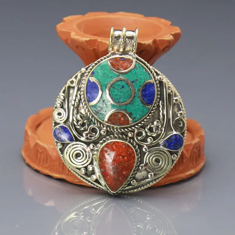 TBP164 Nepal Tibet Handmade Copper Inlaid Stone Big Round Pendant