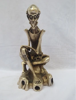 

Collectible Decorated Old Handwork Tibet Silver Carved Skull Statue/sculpture