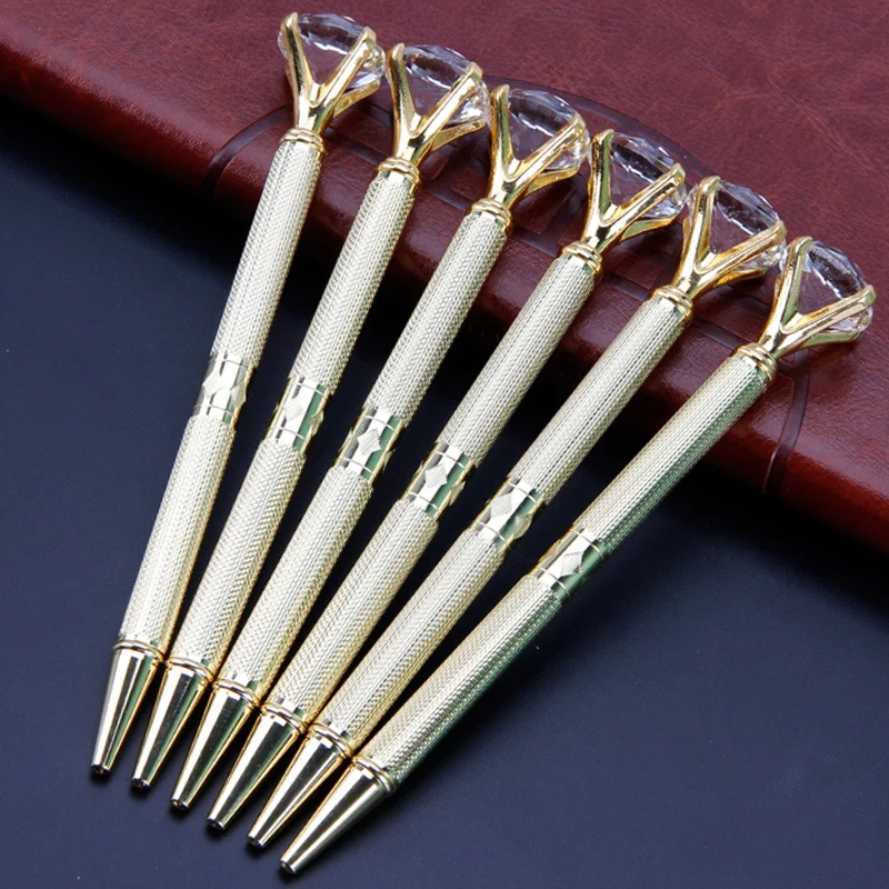 

Creative Gold Big Gem Metal Ballpoint Pen New Ball Pens With Large Diamond Magical Pen Fashion Gifts For School Office Supplies