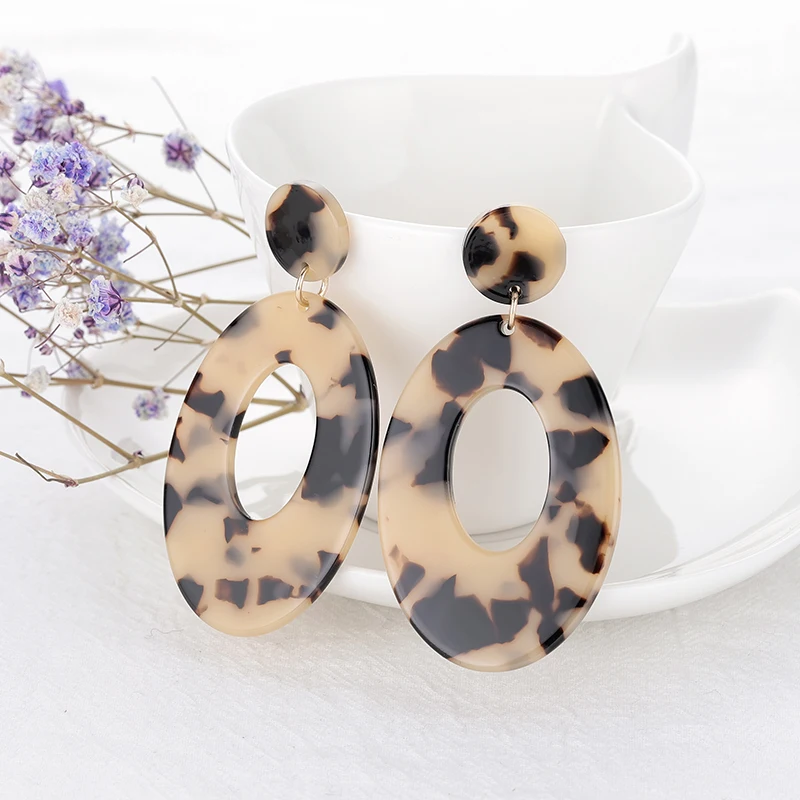 

2019 Bohemian Tortoiseshell Long Earring New Fashion Women Leopard Earrings Geometric Drop Earrings for Women Jewelry Wholesale
