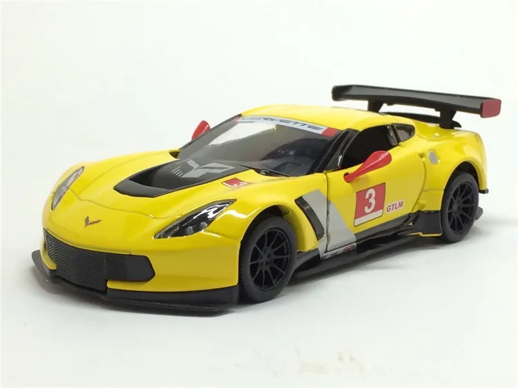 Высокая симитация 1: 36 Corvette C7R сплав модель игрушки Вытяните назад модель автомобиля металлические литья с открытыми дверями Игрушки транспортные средства детские игрушки