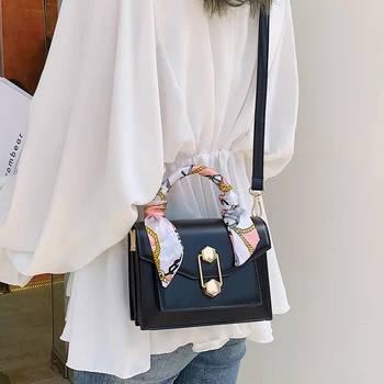 

New small bag for women new wild Messenger bag shoulder fashion handbag silk scarf small square bag