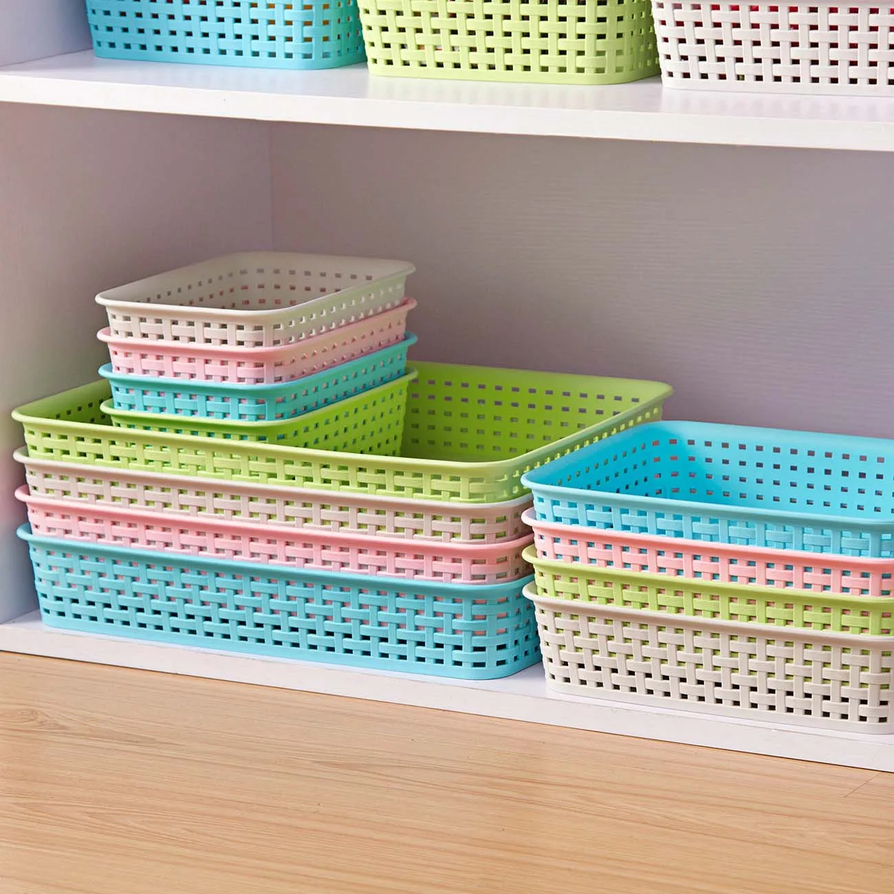 

Imitation Rattan Plastic Large Cosmetics Storage Basket Office Drawer Storage Finishing Box Desktop Debris Organizer Box