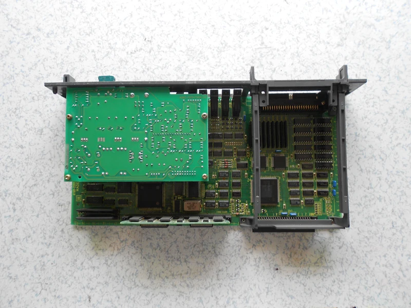 

FANUC FS31i-A cnc control systerm pcb circuit boards A16B-2201-0732