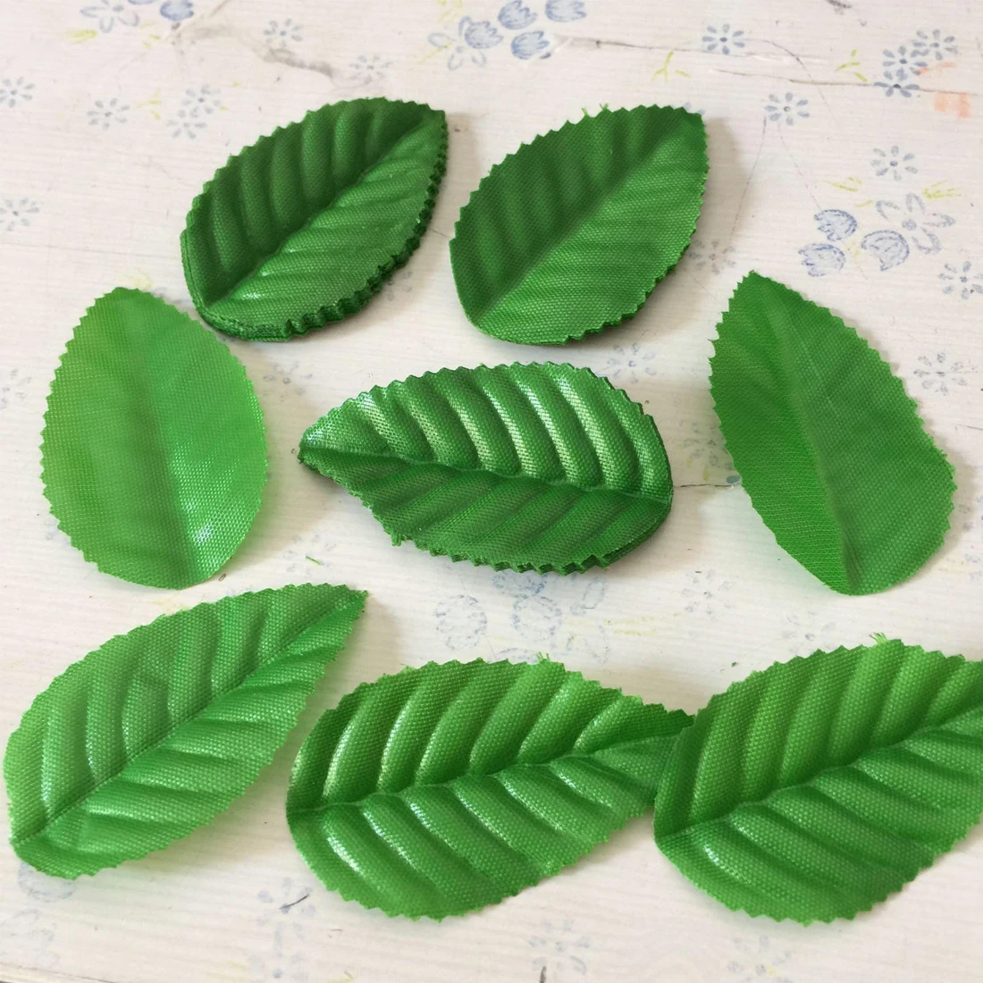 

Good Quality Christmas Leaves Artificial Flower For Wedding Decoration Garland Rose Leaf Foliage Decorative Craft Fake Flowers