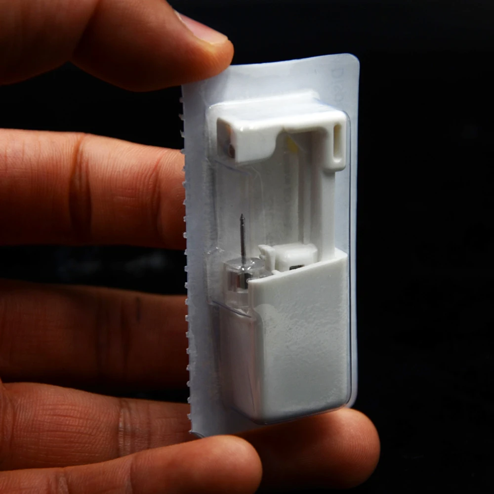 Disposable Sterile Safety Nose Ear Piercing Unit Cartilage Tragus Helix Piercing Gun Tool Kit Build In Ear Studs Earring Jewelry
