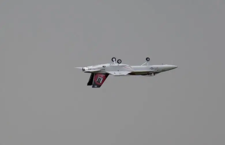 RC самолет EDF jets Freewing F18 64 мм EDF|plane keychain|jet plane toyplane rc |