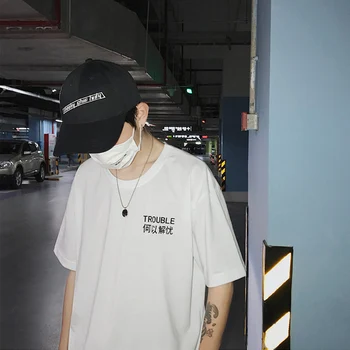 

Nice Vogue China HongKong Style English Chinese Characters Casual Loose Mens Couples Clothes T-shirt Streetwear Fashion Tees