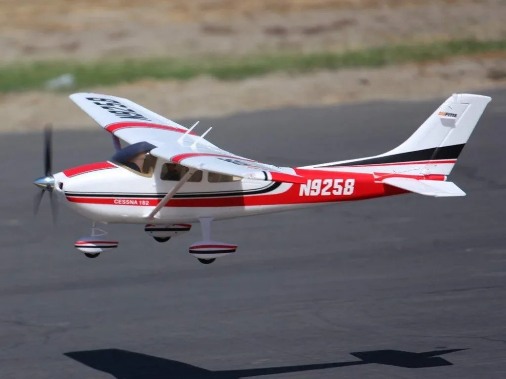 FMS 1400 мм Воздушный тренировочный 182 Cessna 182(6CH с клапаном) на красном PNP