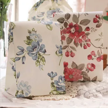 

2019 new style choolate candy box red /bule flowery flower design gift bags/flat mouth paper bags/baking pastry bags/candy bags