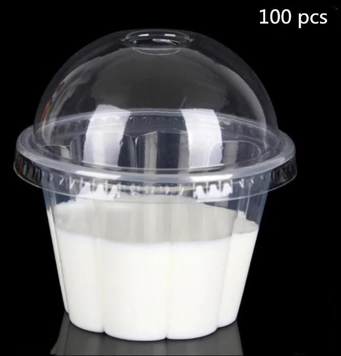 small clear plastic cups with lids