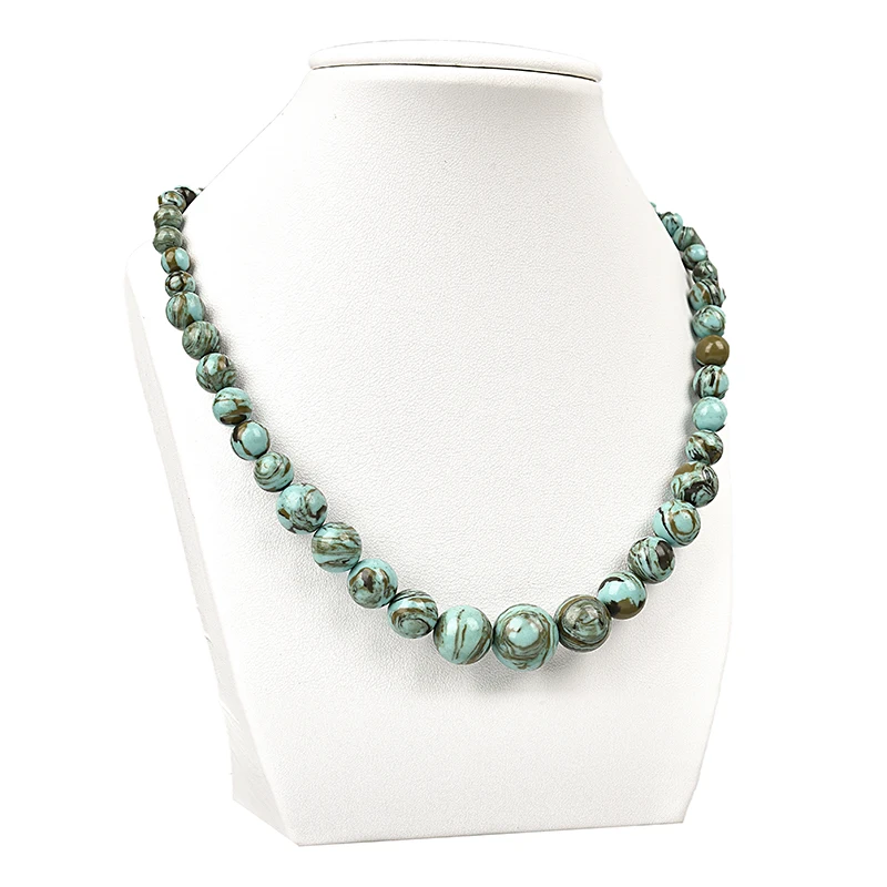 

The Black texture plus the Slightly Blue green and The irregular brown texture Make Taiwan Turquoise Necklace .