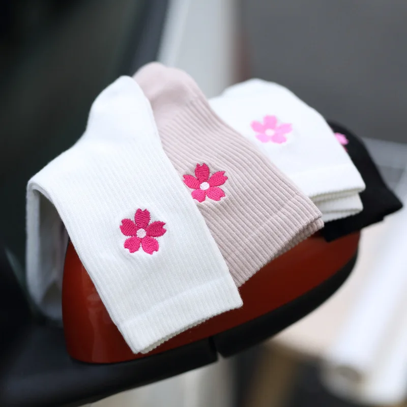 

Lovely Spring Cherry Blossom Embroidery Cotton Women Socks Fashion Beautiful Pink Sakura Flower Socks Summer Cute Soft Cozy Sock