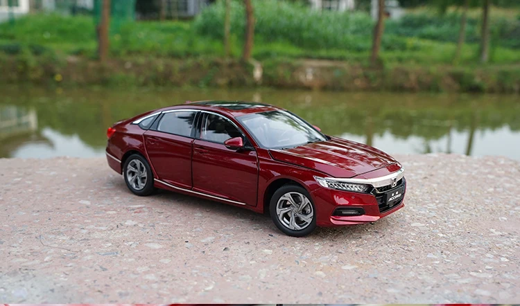 Exquisite gift 1:18 Guangqi Honda Tenth Generation Accord simulation metal car model,advanced alloy model car,free shipping