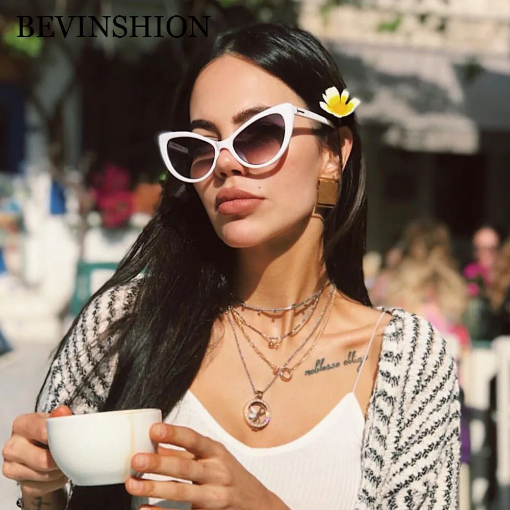

New Oversized Butterfly Sexy Cat Eye Sunglasses Women Brand Designer Vintage Floral Cute Ladies Sunglasses Glasses Clear Lunette