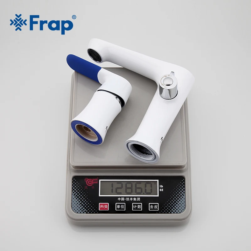 Frap Three-piece Bathtub Faucet Three-hole