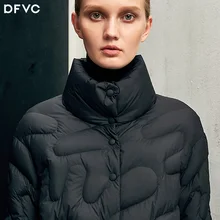 Тип сплошной толстый кокон и зимний женский короткий пуховик белый утиный пух свободный тонкий