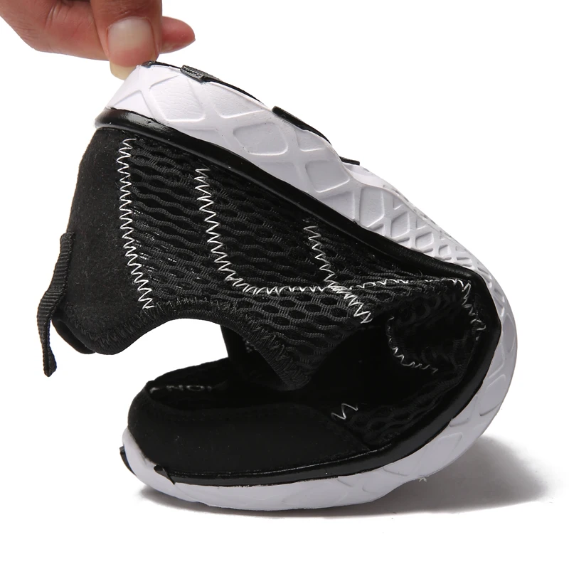 Dr. النسر أحذية الشاطئ الرجال الرياضة رياضة الرحلات المنبع أحذية المشي المياه التجفيف السريع الصيف الأحذية الرياضية للذكور