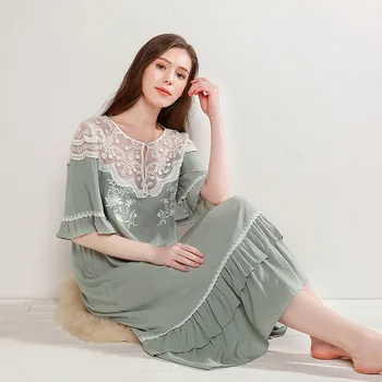 

2019 Summer New Embroidered Viscose Nightgowns For Women White Lace Short Sleeve Vintage Princess Sleepwear Plus Size 18111